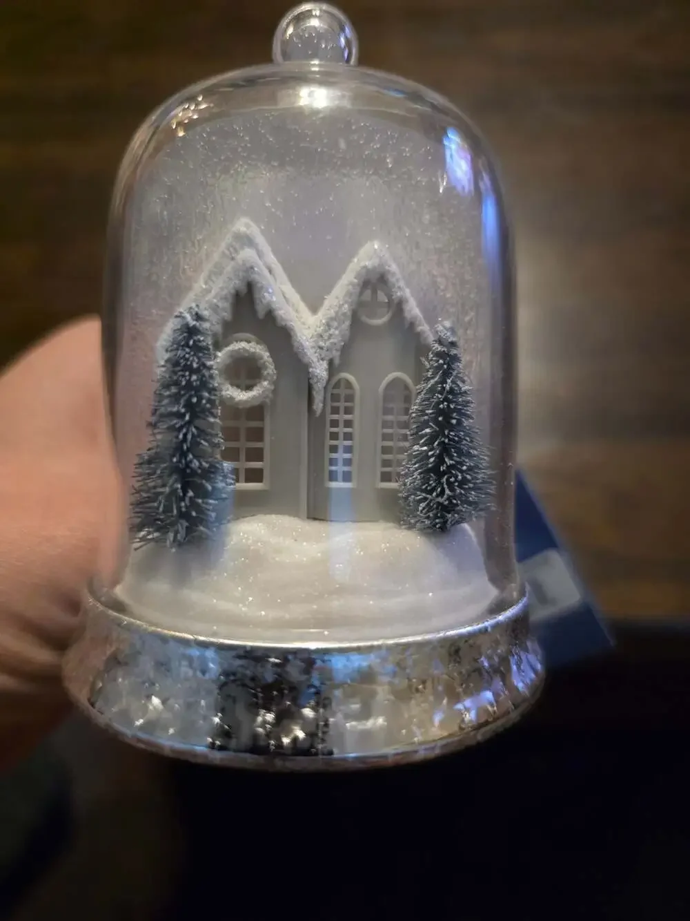 Yankee Candle Twinkle Home ScentPlug Diffuser with Winter House Scene